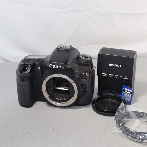 Canon eos 70d 20mp - canon,